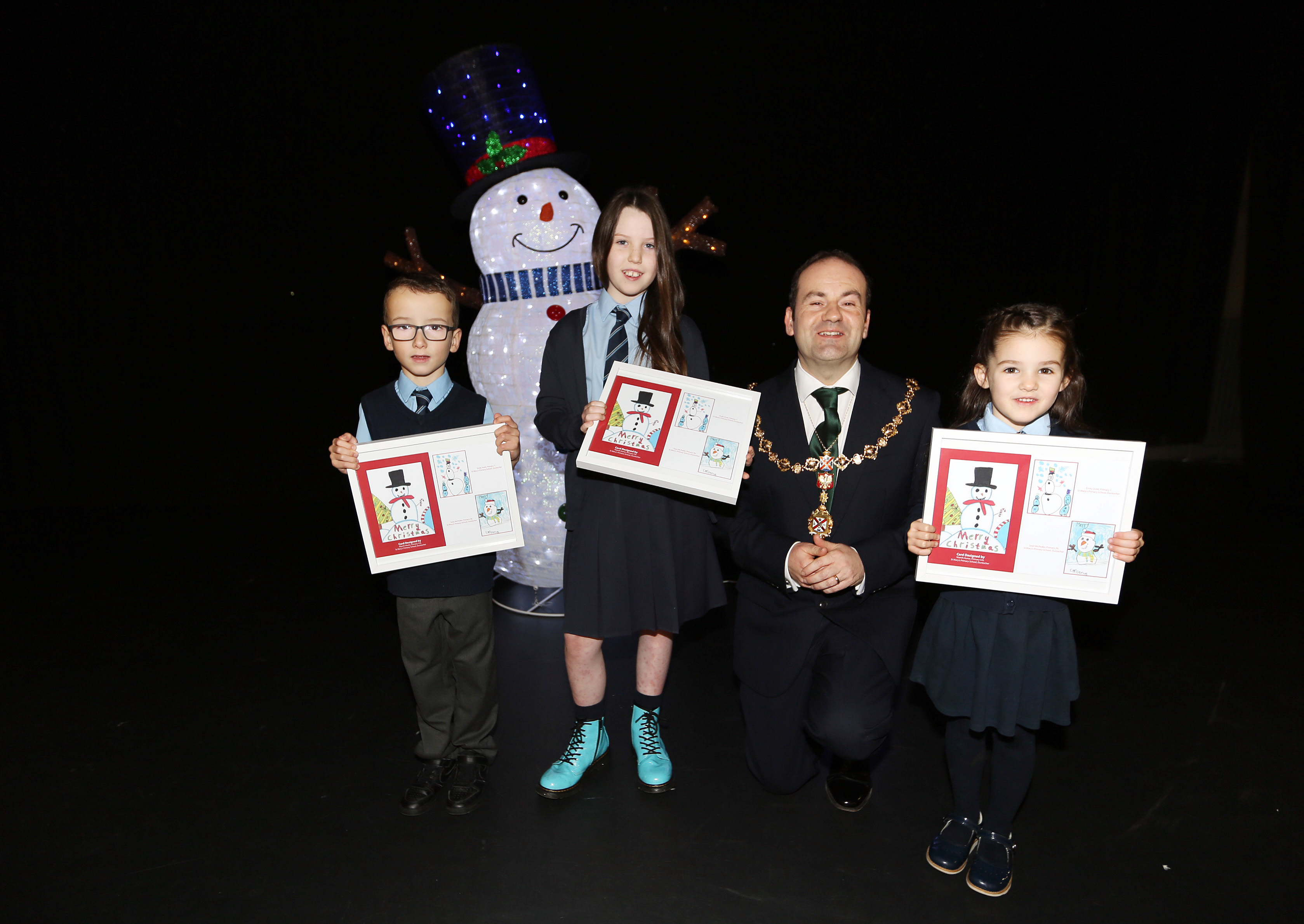A festive drawing of a snowman created by a Clydebank school pupil has been chosen as the winner of the Provost’s 2022 Christmas card competition.