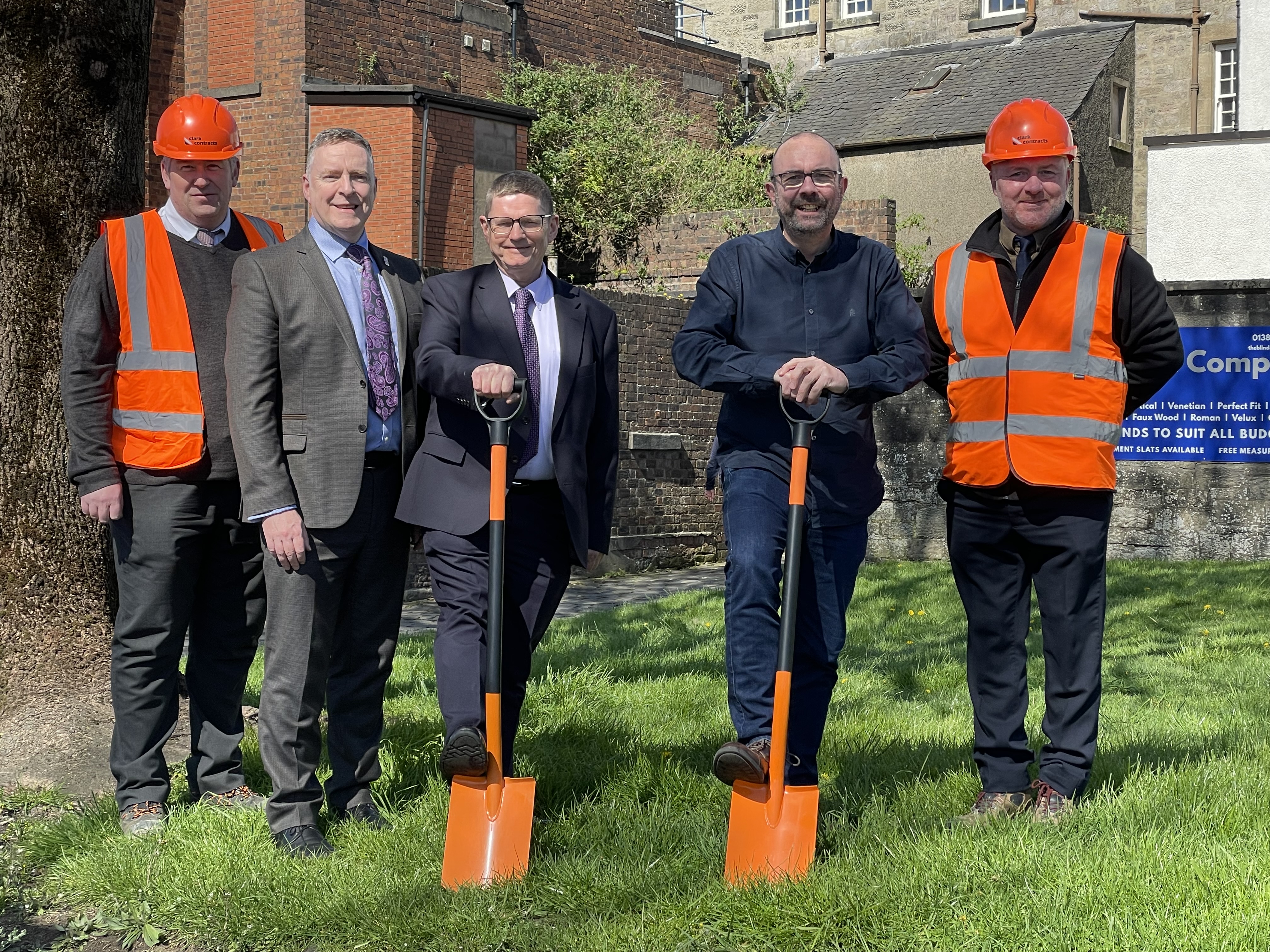 Glencairn House site works begin - image of Chief executive Peter Hesset, Councillor Mcbride and Martin Rooney and workers